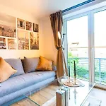 Golden Nugget Inkl Wlan, Parkplatz Detmold