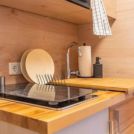 Golden Nugget Inkl Wlan, Parkplatz Detmold