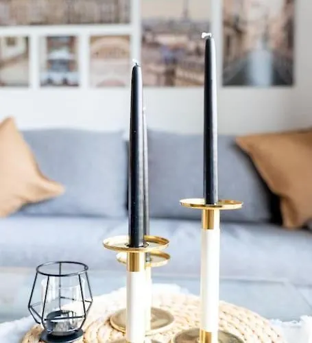 Golden Nugget Inkl Wlan, Parkplatz Apartament Detmold